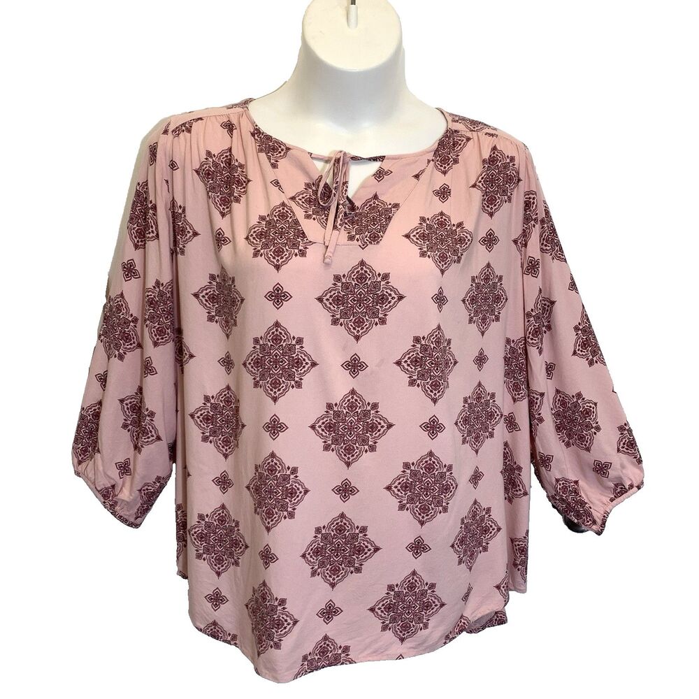 EVRI Tunic Top Womens 2X Pink Burgundy Medallion 3/4 Sleeve Lightweight